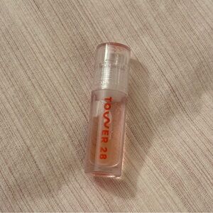 Mini Tower 28 Clear Lip Gloss - Chill